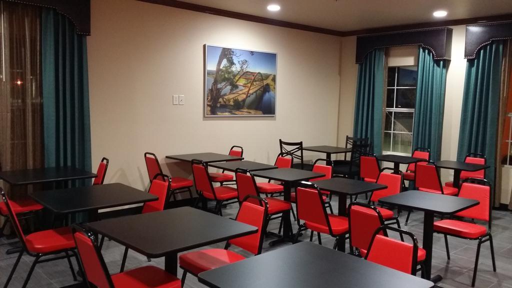 Texan Inn And Suites Tilden Exteriér fotografie
